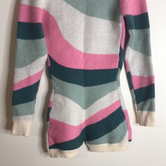 Fashion nova heather printed sweater romper pink combo outfit size small cozy - Picture 12 of 13